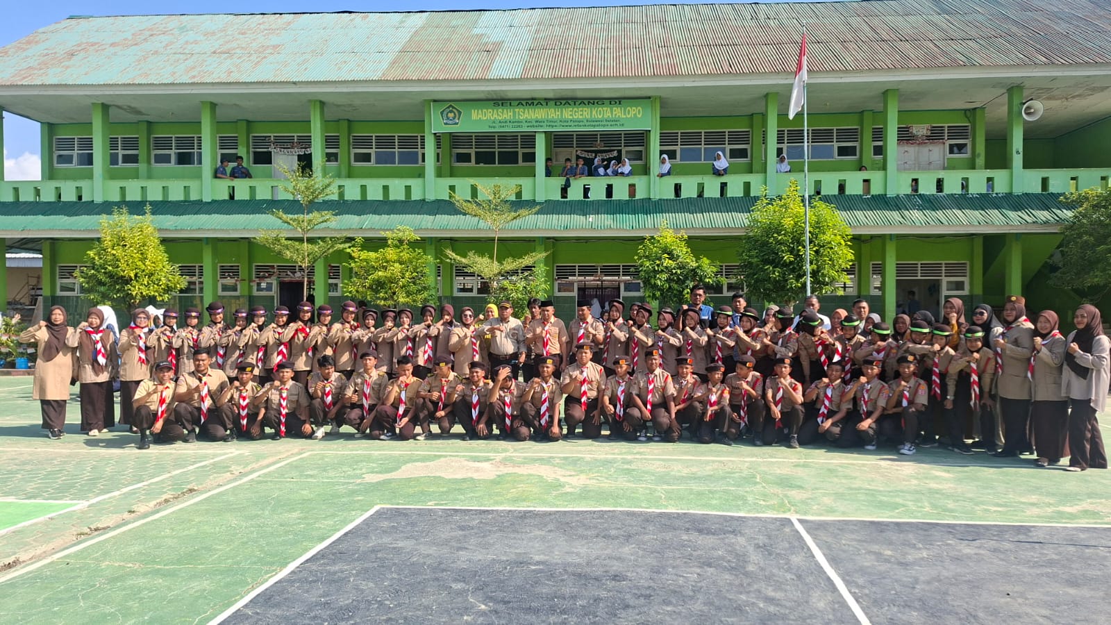 Kakan Kemenag Palopo Lepas Kontingen KPMP 2026, Tekankan Kedisiplinan